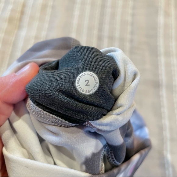 Lululemon Align High Rise Crop Leggings Unicorn Throwback White Multi 2 W6CJWS - Picture 7 of 11